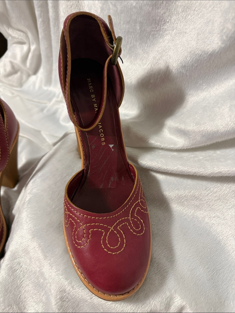 Marc By Marc Jacobs Burgundy Platform Chunky Heel Sandals - Picture 3 of 14